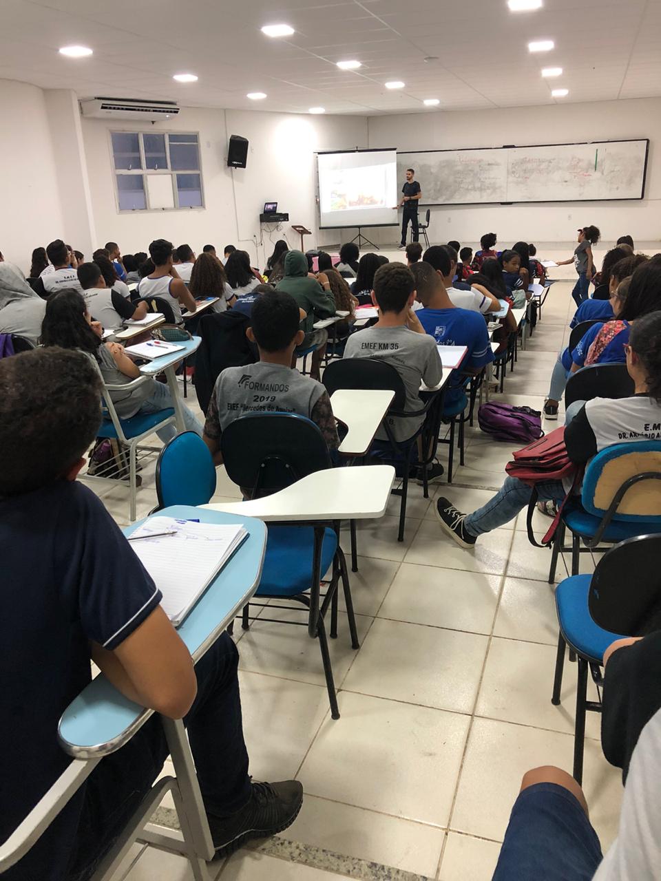 SECRETARIA DE EDUCAÇÃO REALIZA AULÃO PREPARATÓRIO PARA A PROVA DO IFES