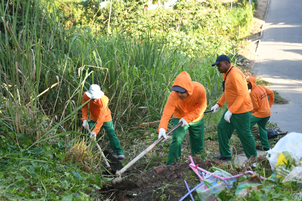 FORÇA TAREFA DA LIMPEZA: ORDEM É LIMPAR TODOS OS BAIRROS DE SÃO MATEUS