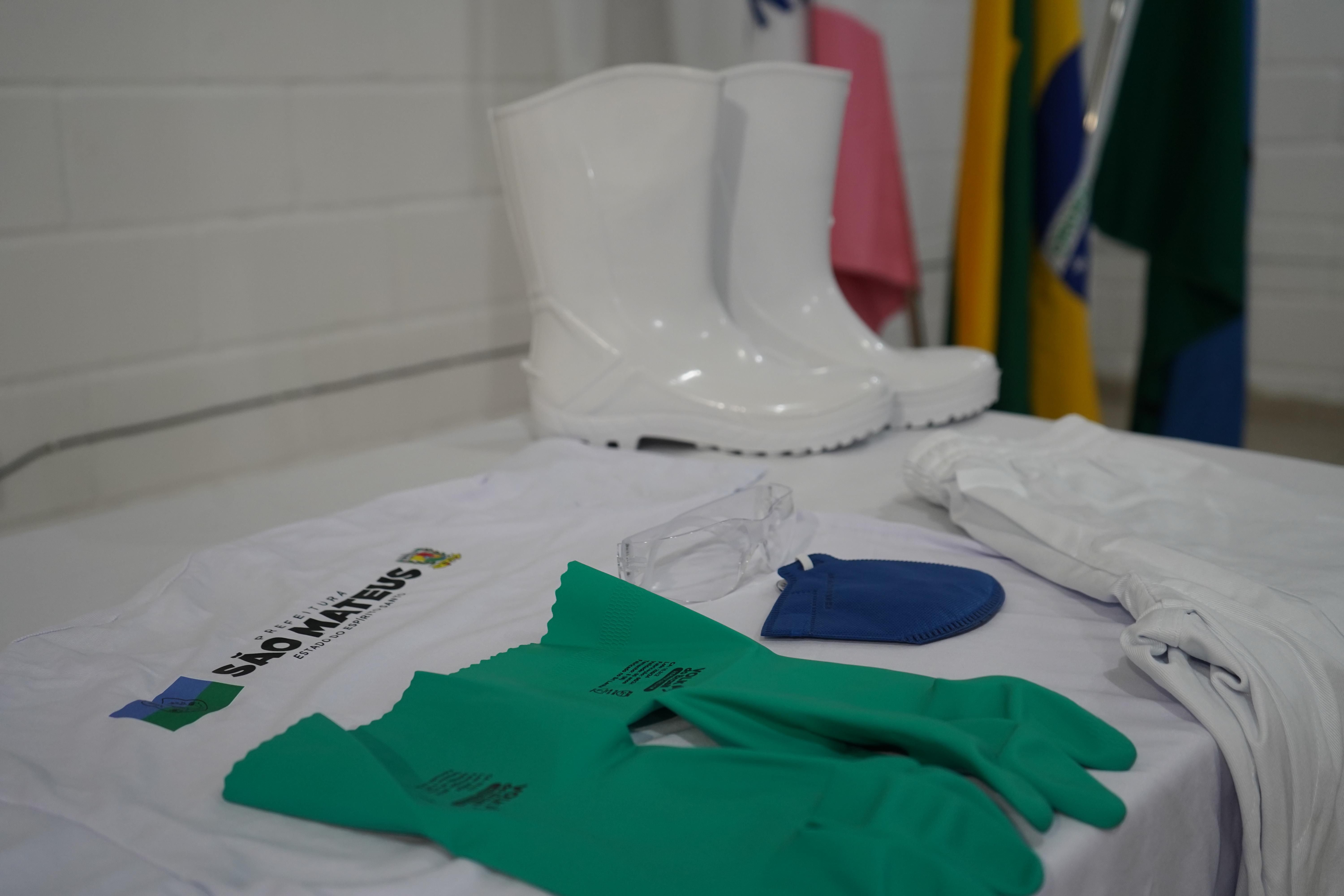 ENTREGA DE EPIs PARA ASGs DA REDE MUNICIPAL